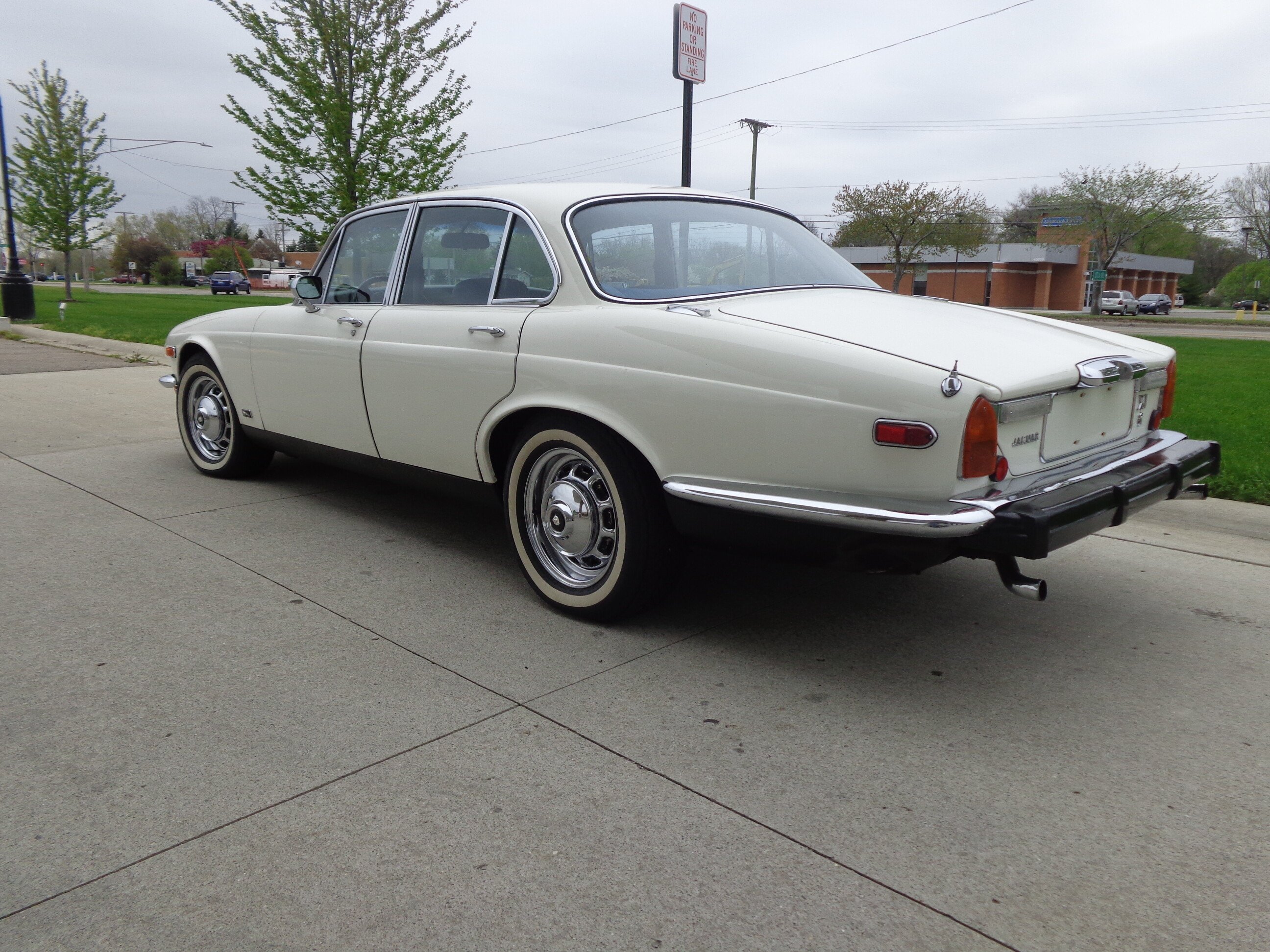 1974 jaguar xj6 1974 jaguar xj6